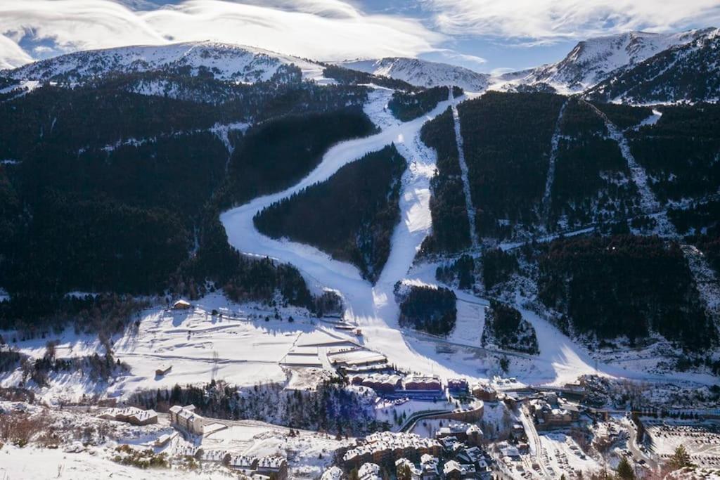 Bombonera Romantica Con Vistas A Grandvalira Ел Тартер Екстериор снимка
